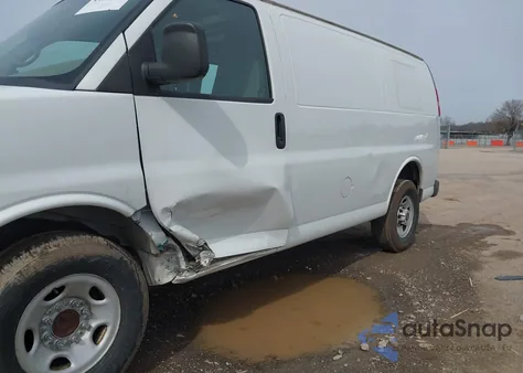 2014 GMC Savana 2500 Work Van z USA, uszkodzony, nr VIN 1GTW7FCAXE1906252